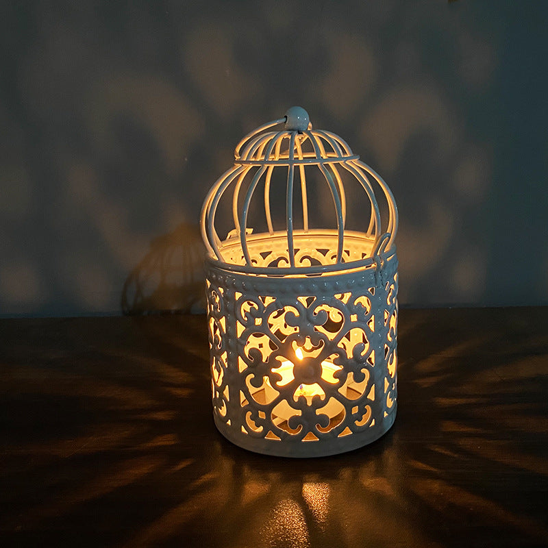 Lustre tipo gaiola em ferro forjado com suporte para vela de artesanato