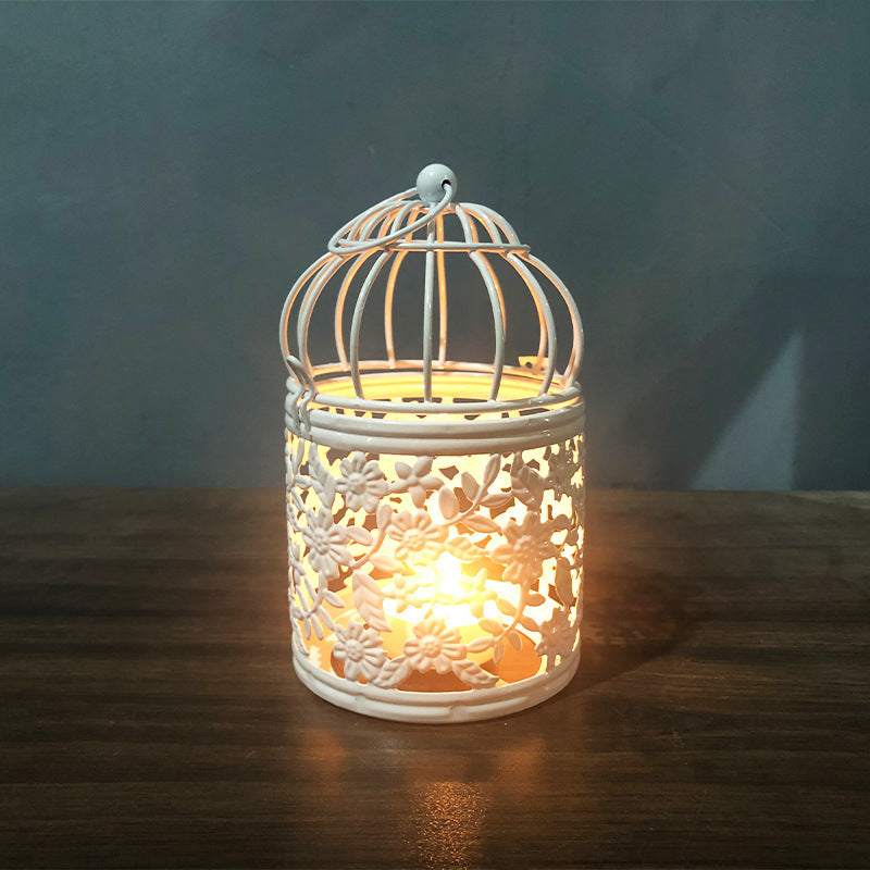 Lustre tipo gaiola em ferro forjado com suporte para vela de artesanato