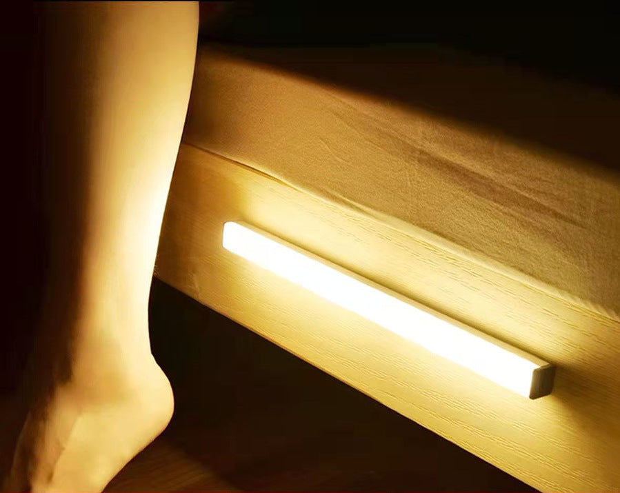 Luminária automática com sensor de presença