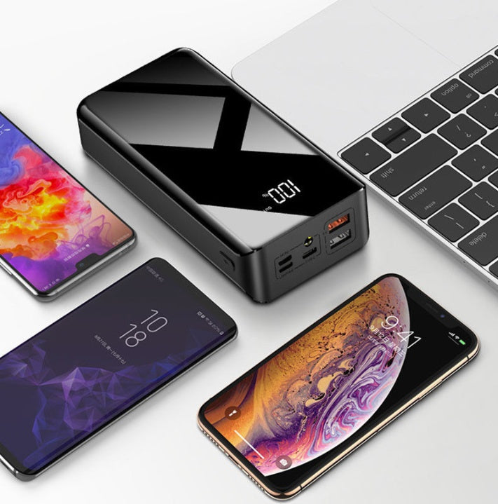 Power Bank de alta capacidade de carga, 30000 mAh.      Frete grátis