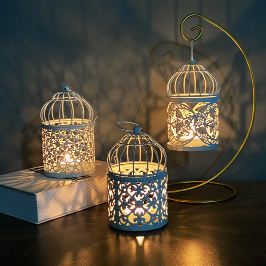 Lustre tipo gaiola em ferro forjado com suporte para vela de artesanato